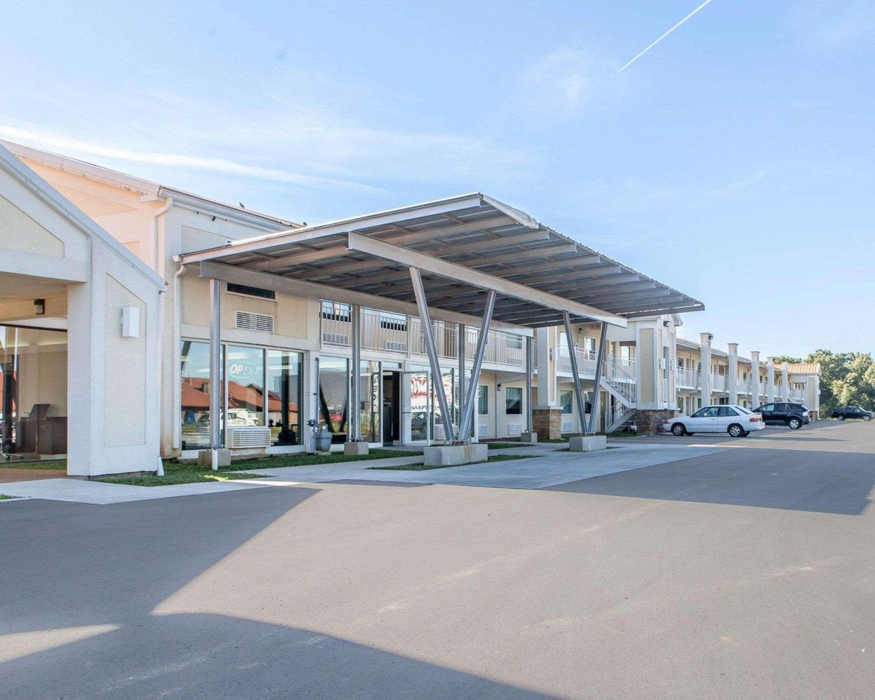 Quality Inn & Suites Jasper Exterior photo