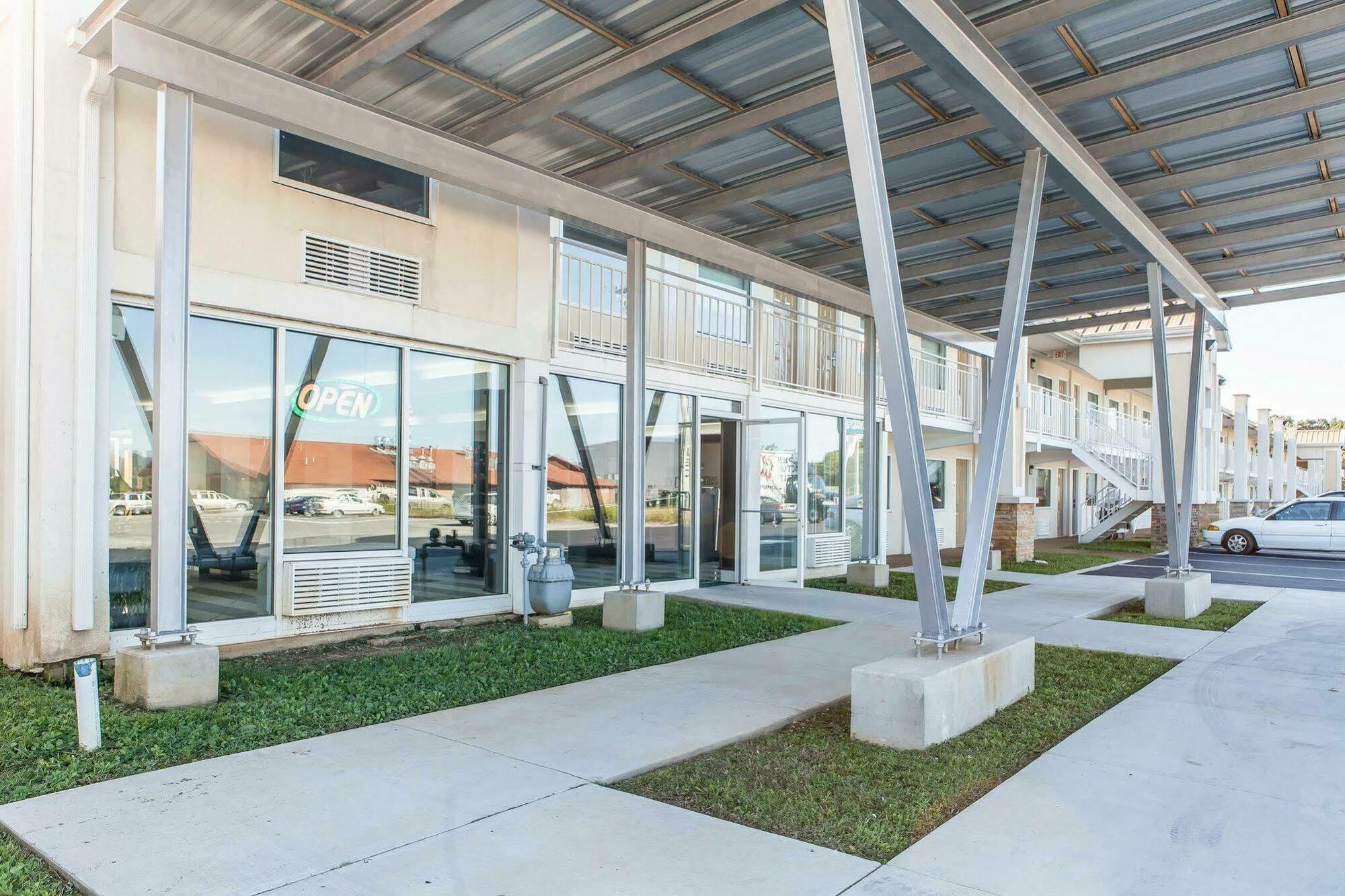 Quality Inn & Suites Jasper Exterior photo